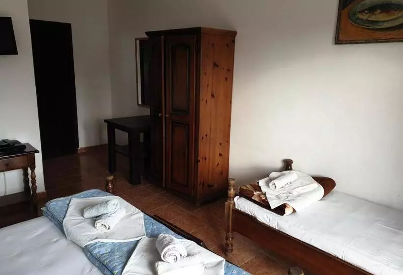 تختخواب و صبحانه Apartments Regina