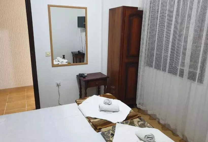 تختخواب و صبحانه Apartments Regina