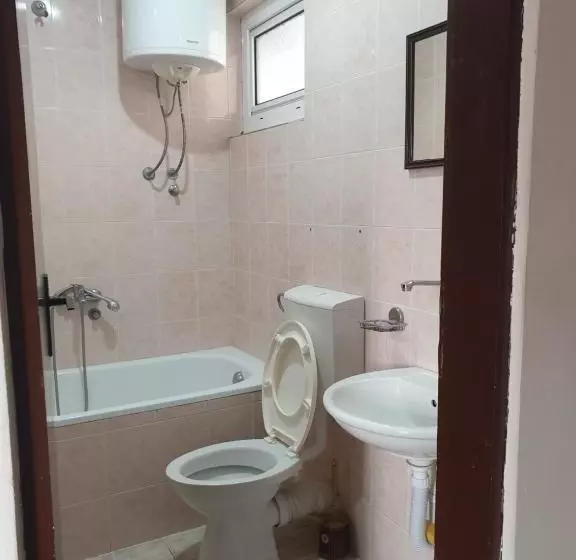 تختخواب و صبحانه Apartments Regina