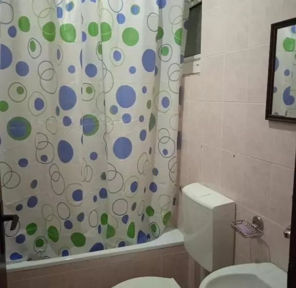 تختخواب و صبحانه Apartments Regina
