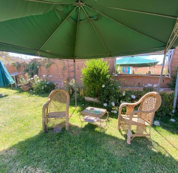 Bed & Breakfast Casa De La Gringa Mountain House