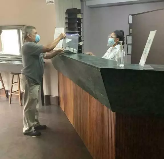 تختخواب و صبحانه Doña Carmen