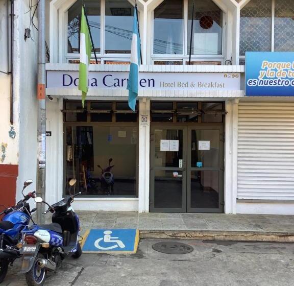 تختخواب و صبحانه Doña Carmen