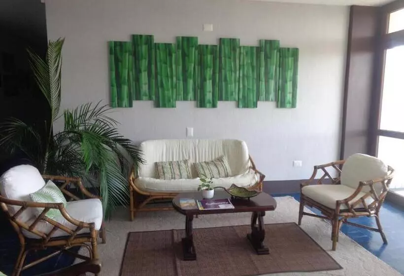 تختخواب و صبحانه Doña Carmen