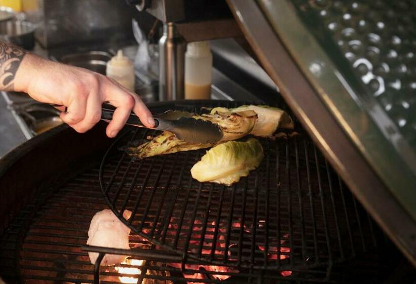 민박 Lagom Restaurant & Townhouse