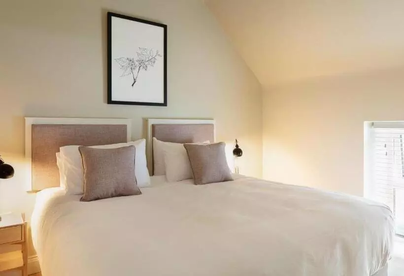 Aamiaismajoitus (B&B) Lagom Restaurant & Townhouse