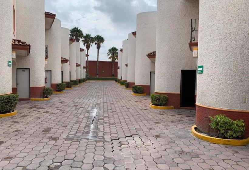 Auto Hotel Villa Del Río