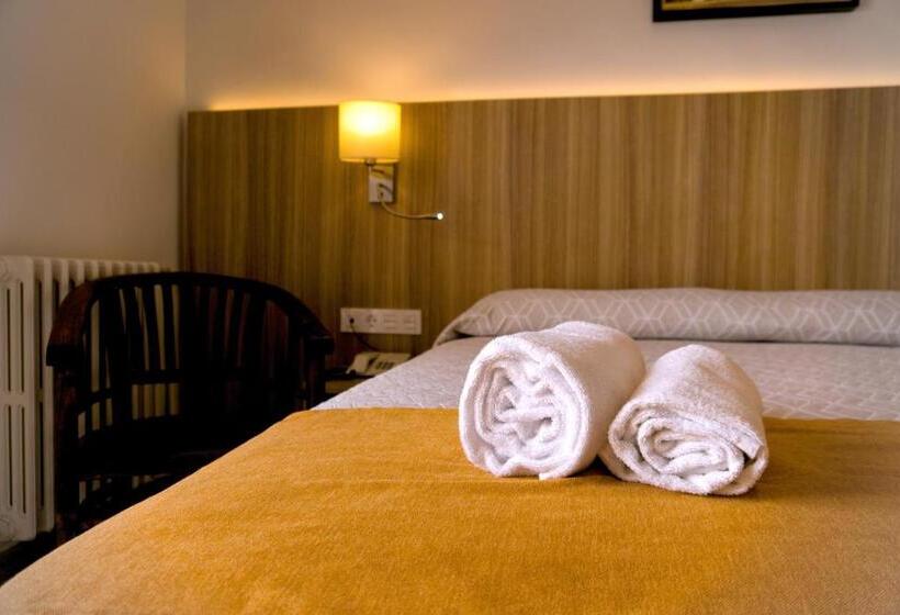 ホテル Boltaña Ordesa