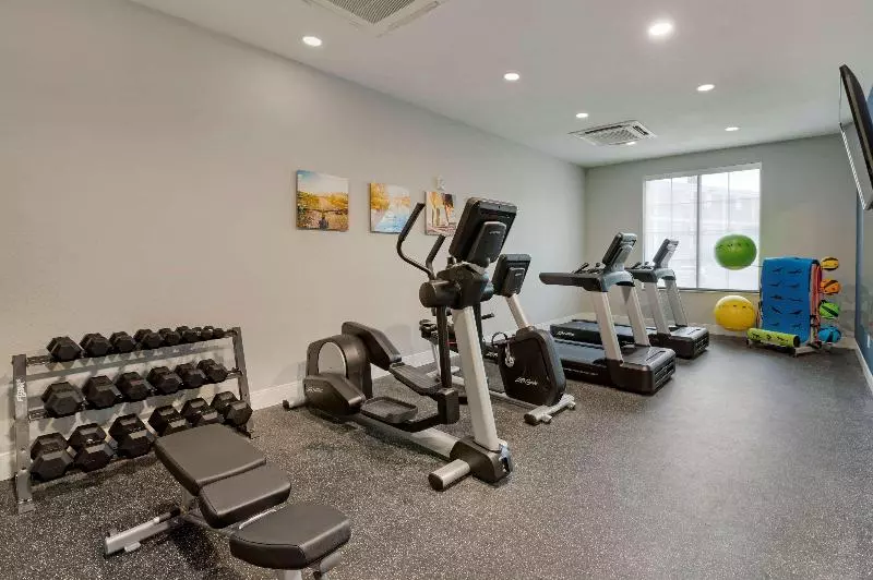 ホテル Mainstay Suites Cincinnati University  Uptown