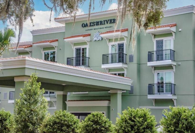 Отель Oaks On The River