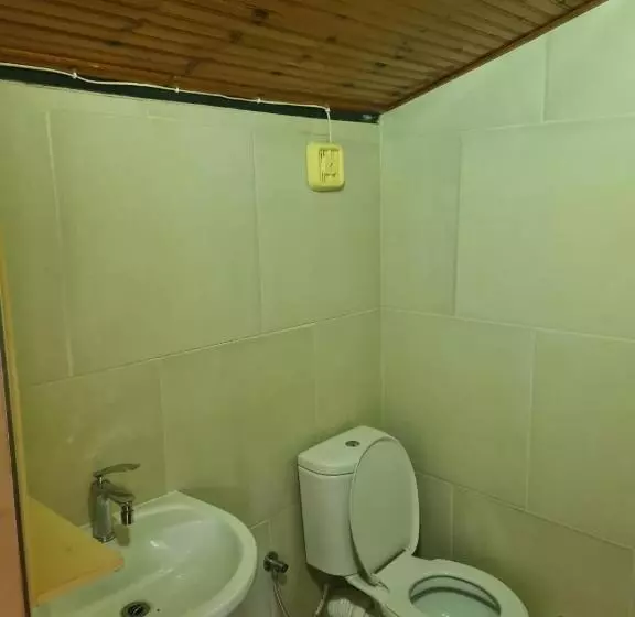 ペンション Guest House Ilir