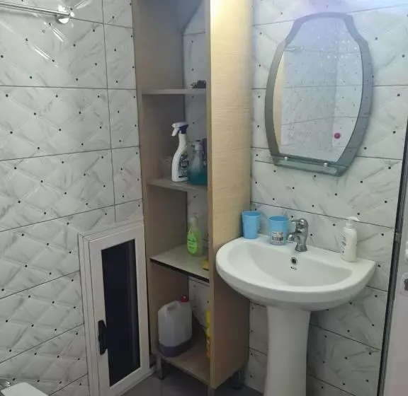 ペンション Guest House Ilir
