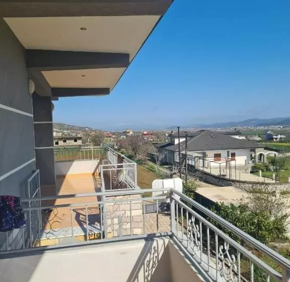 ペンション Guest House Ilir