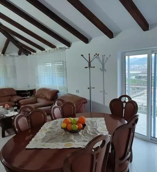 ペンション Guest House Ilir