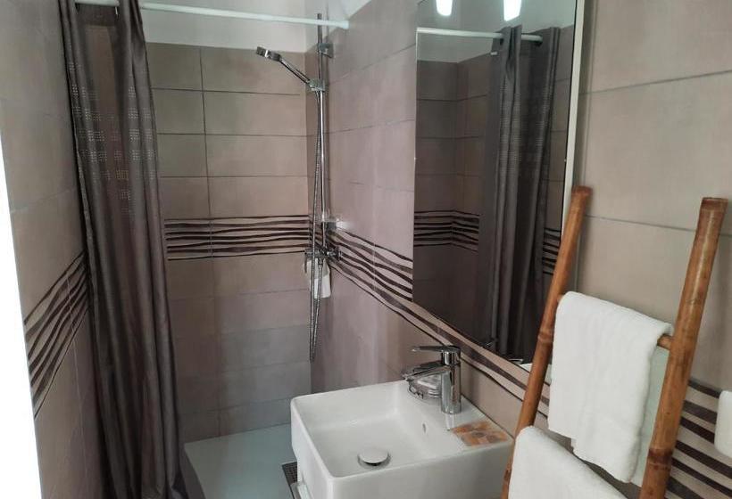 펜션 Les Jardins De Santa Giulia   Charmante Chambre D Hôte