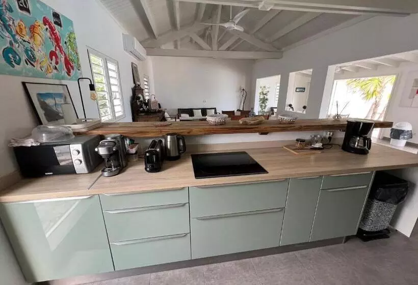 پانسیون Tiko Lodge Sxm