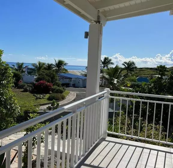 پانسیون Tiko Lodge Sxm