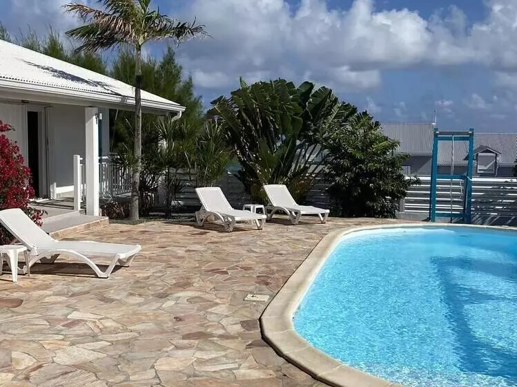 پانسیون Tiko Lodge Sxm