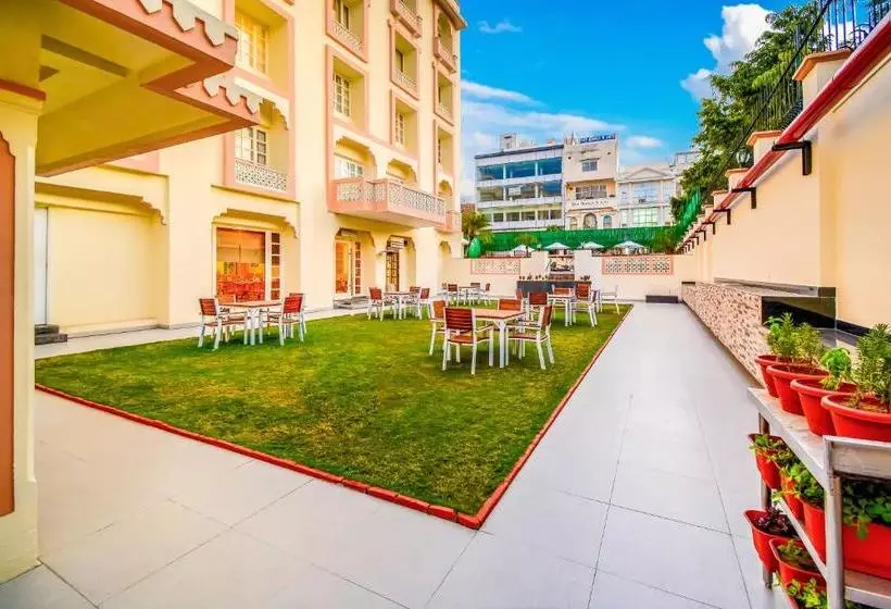 استراحتگاه Club Mahindra Jaipur