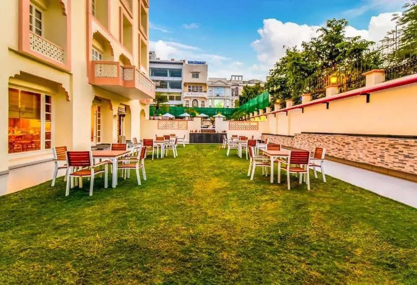 استراحتگاه Club Mahindra Jaipur