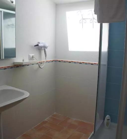 Aamiaismajoitus (B&B) Locanda Farorientale