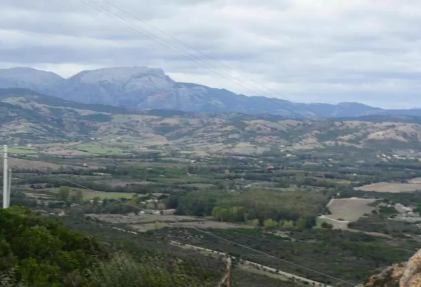 Aamiaismajoitus (B&B) Locanda Farorientale