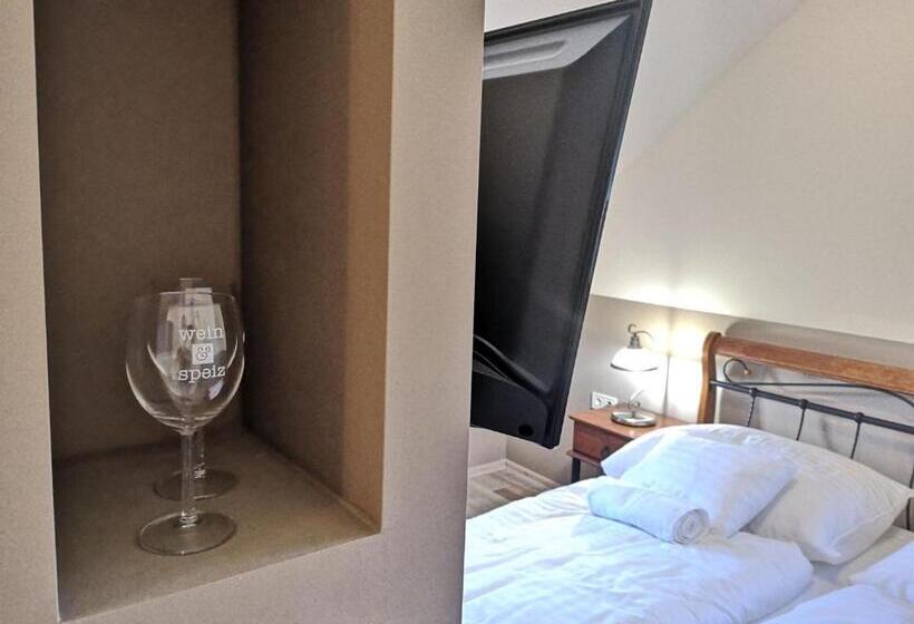 ベッドアンドブレックファースト Wein&speiz Fogadó