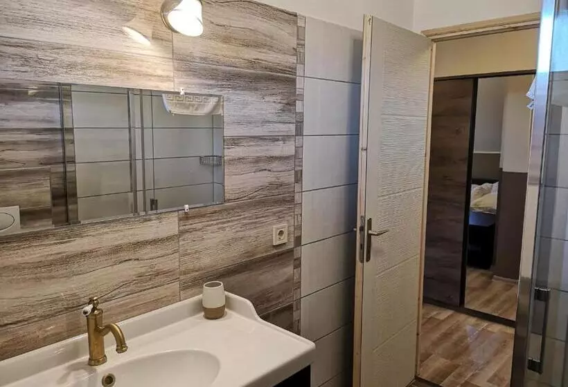 ベッドアンドブレックファースト Wein&speiz Fogadó