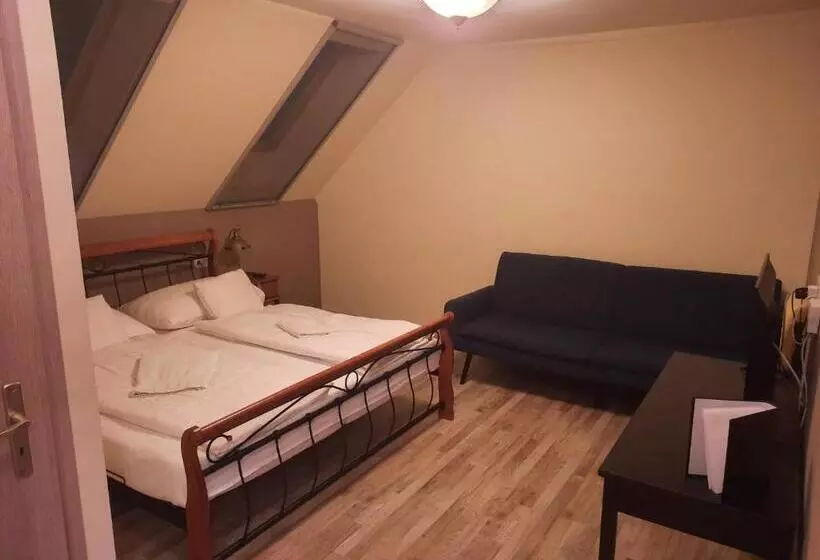 ベッドアンドブレックファースト Wein&speiz Fogadó