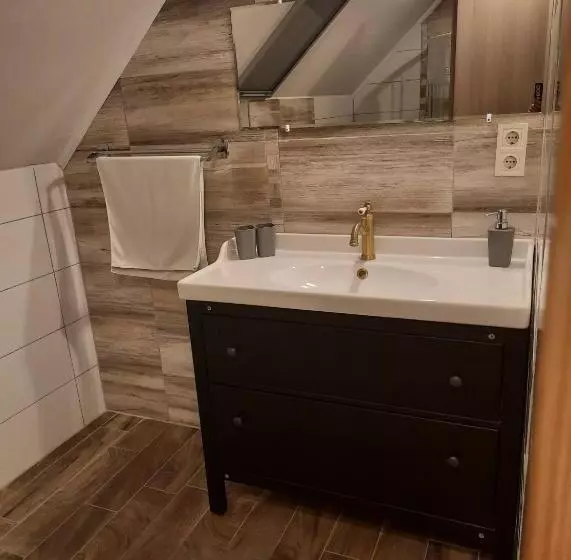 ベッドアンドブレックファースト Wein&speiz Fogadó