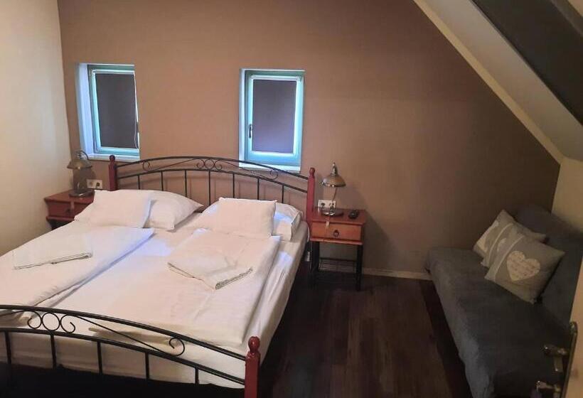 住宿加早餐 Wein&speiz Fogadó