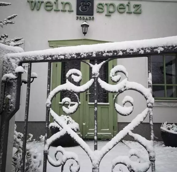 ベッドアンドブレックファースト Wein&speiz Fogadó