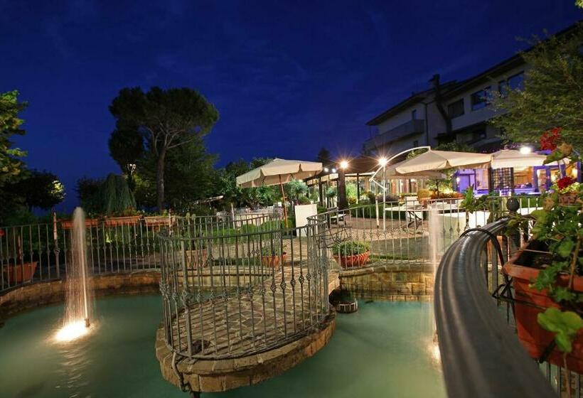 בית מלון כפרי Tetto Delle Marche   Ristorante Dei Conti