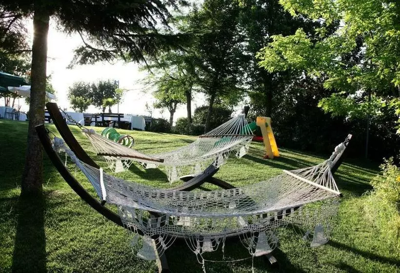 Hotelli Tetto Delle Marche   Ristorante Dei Conti