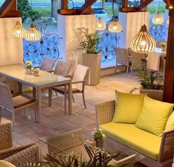 István Parkhotel és Gasztrofarm