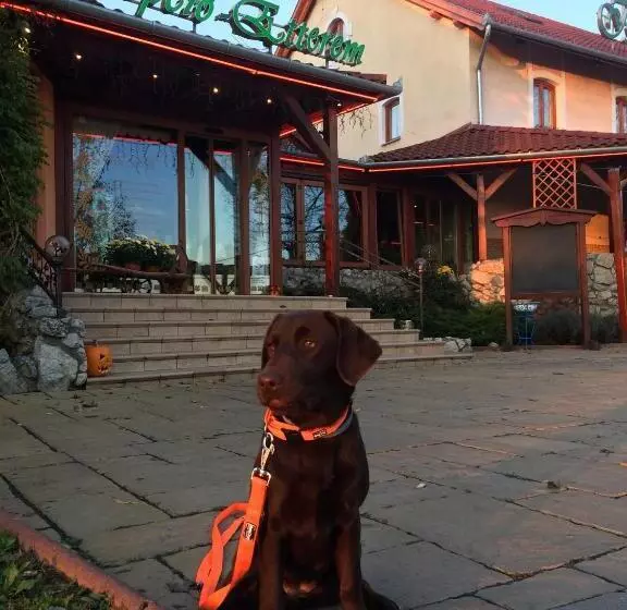 István Parkhotel és Gasztrofarm