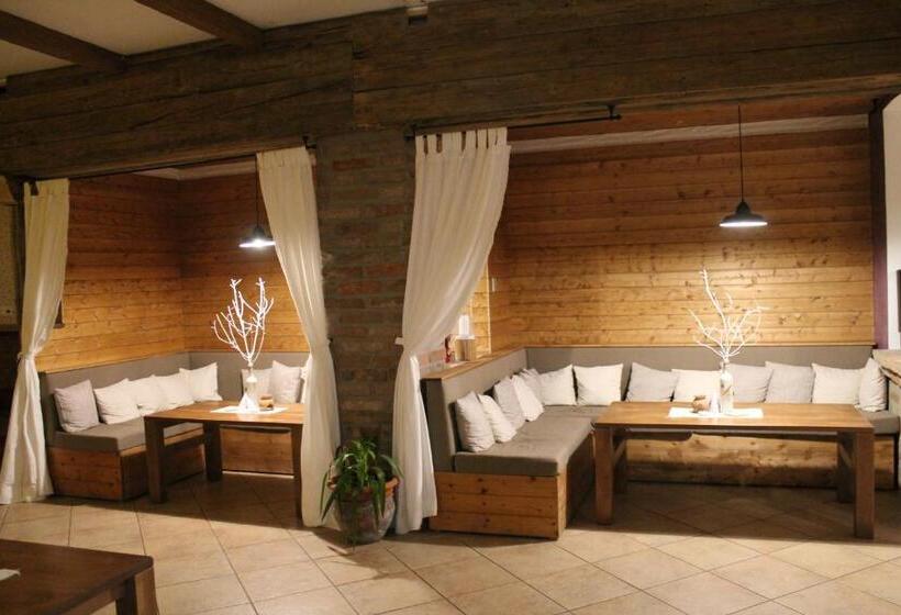 István Parkhotel és Gasztrofarm