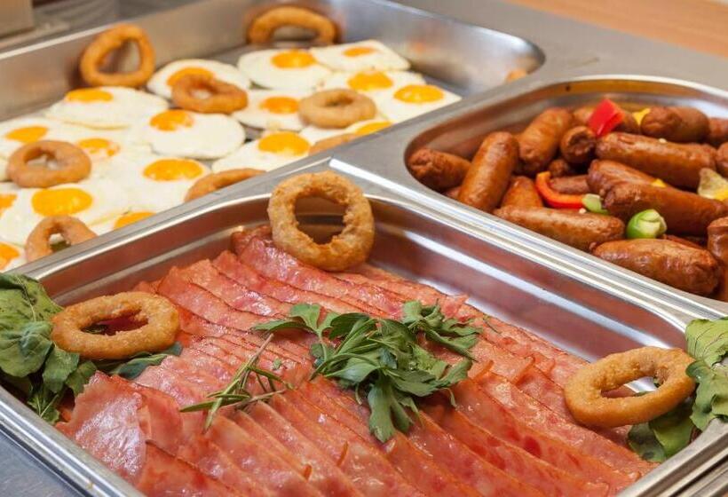 Penelope Beach Hotel Apts