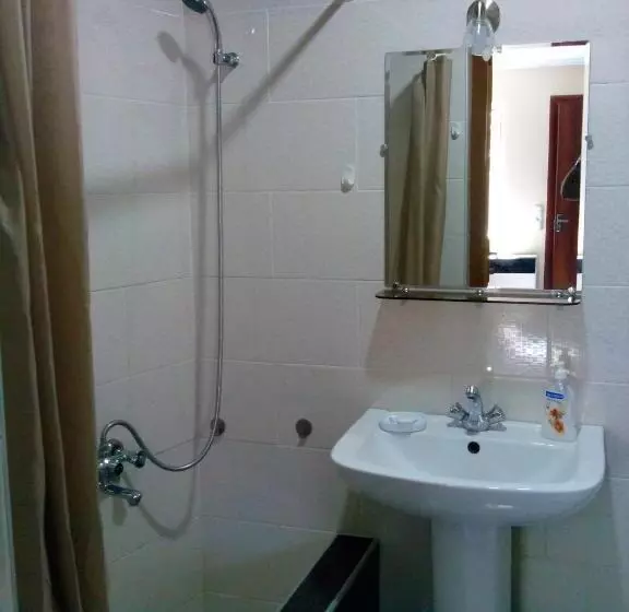پانسیون Apartment On Erekle 25a