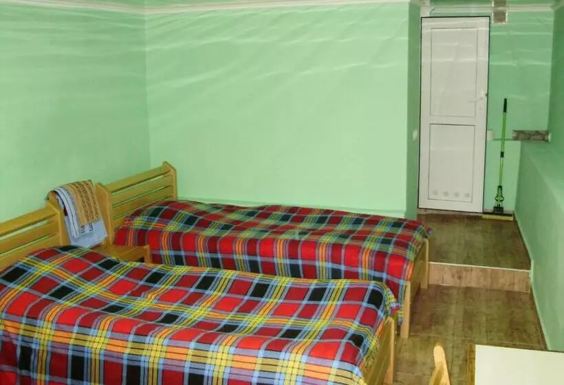 پانسیون Apartment On Erekle 25a