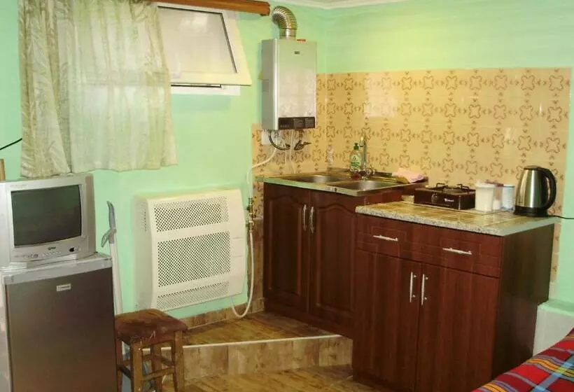 پانسیون Apartment On Erekle 25a