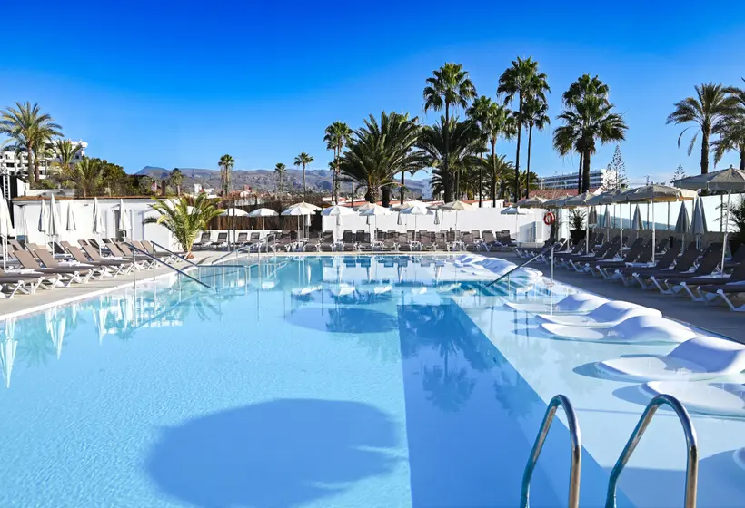 HL Miraflor Suites