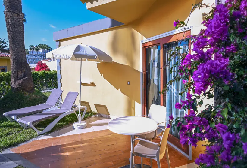 HL Miraflor Suites
