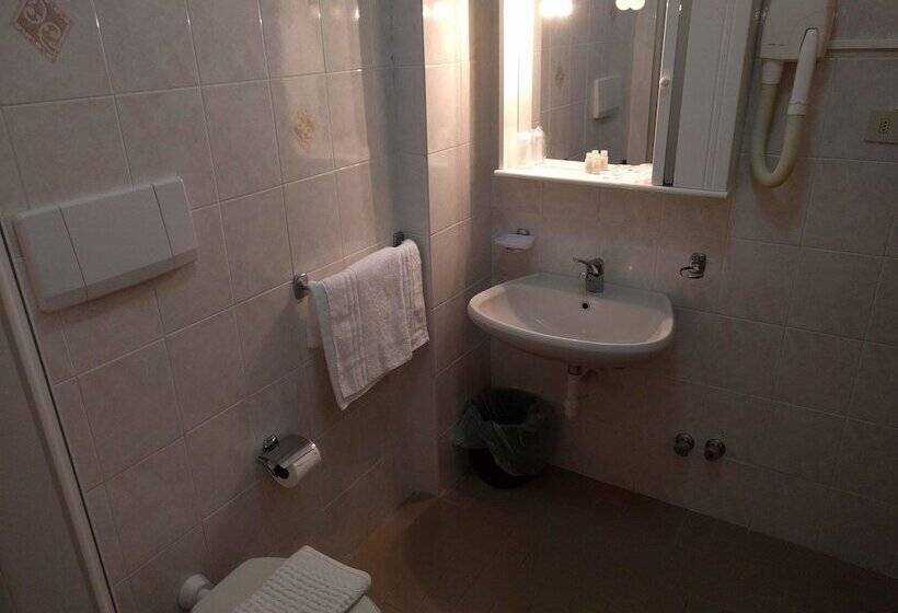 ホテル Conte S. Angelo Bay