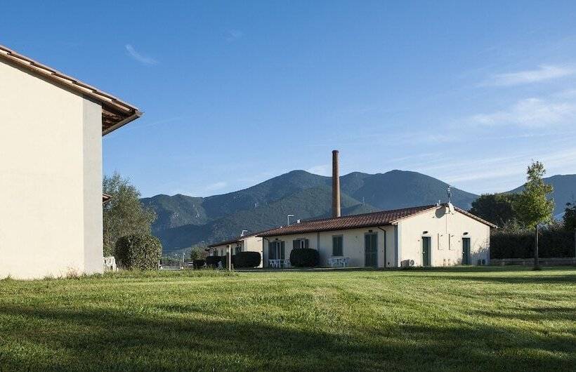 فندق Eden Park Resort