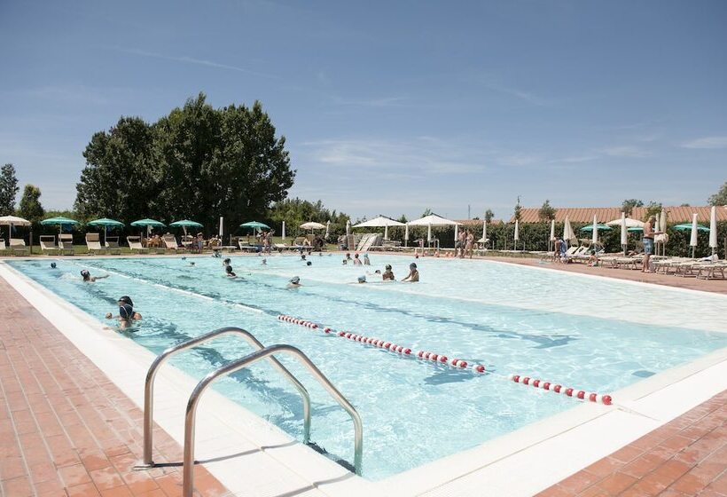 فندق Eden Park Resort