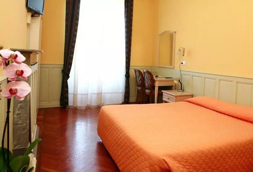 בית מלון כפרי Excelsior Splendide