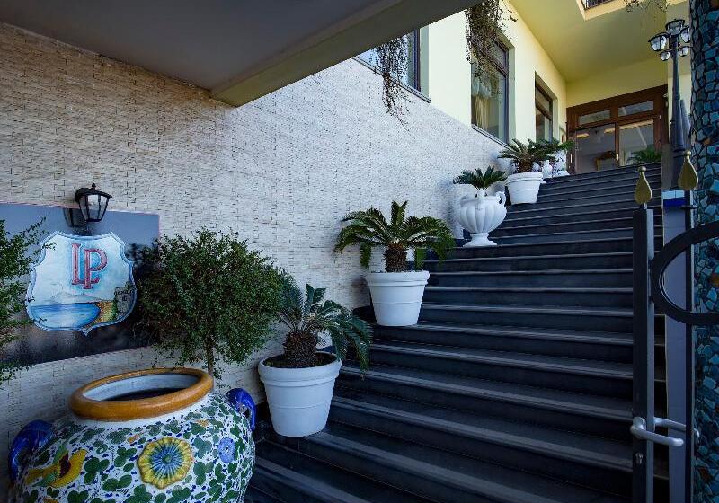 Отель La Panoramica