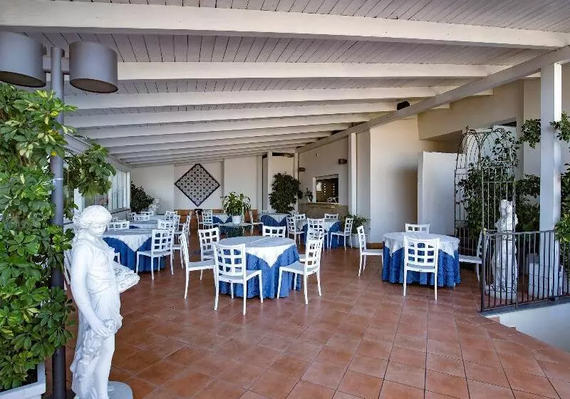 هتل La Panoramica