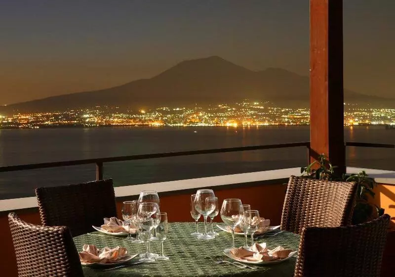 هتل La Panoramica